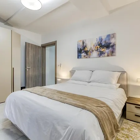 Appartement Waterfront 3br Home, With Private Balcony By 360 Estates