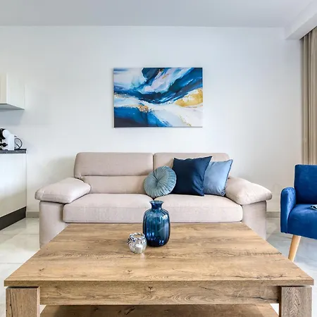 Appartement Waterfront 3br Home, With Private Balcony By 360 Estates