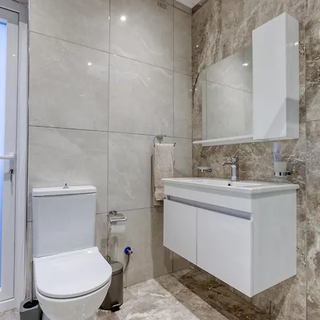 Appartement Waterfront 3br Home, With Private Balcony By 360 Estates San Pawl il-Baħar